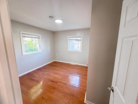 319 E Chippewa Avenue South Bend IN 46614