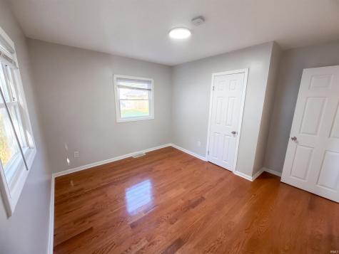 319 E Chippewa Avenue South Bend IN 46614