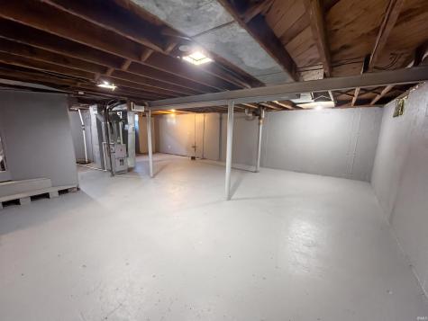319 E Chippewa Avenue South Bend IN 46614