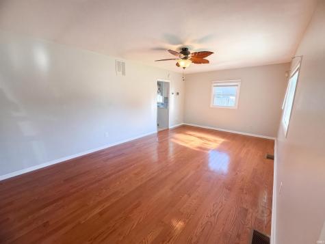 319 E Chippewa Avenue South Bend IN 46614