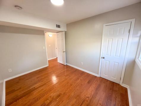 319 E Chippewa Avenue South Bend IN 46614