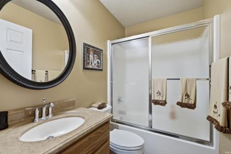 1662 E Brookside Trail Columbia City IN 46725