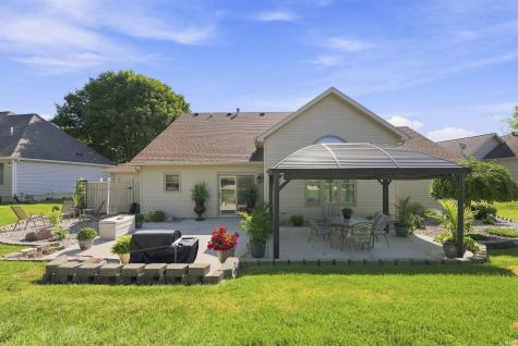 1662 E Brookside Trail Columbia City IN 46725