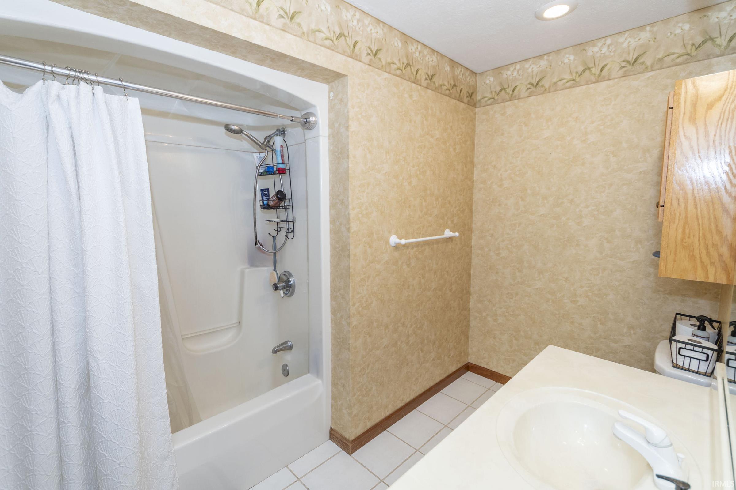 55543 Willowbend Boulevard Bristol IN 46507