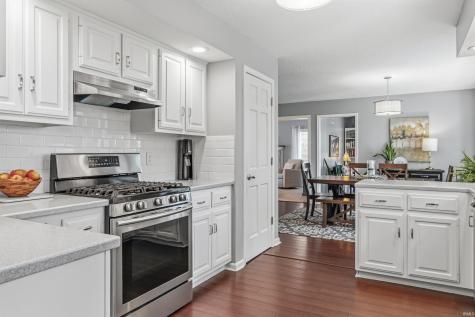 1728 Lakewood Drive Fort Wayne IN 46819