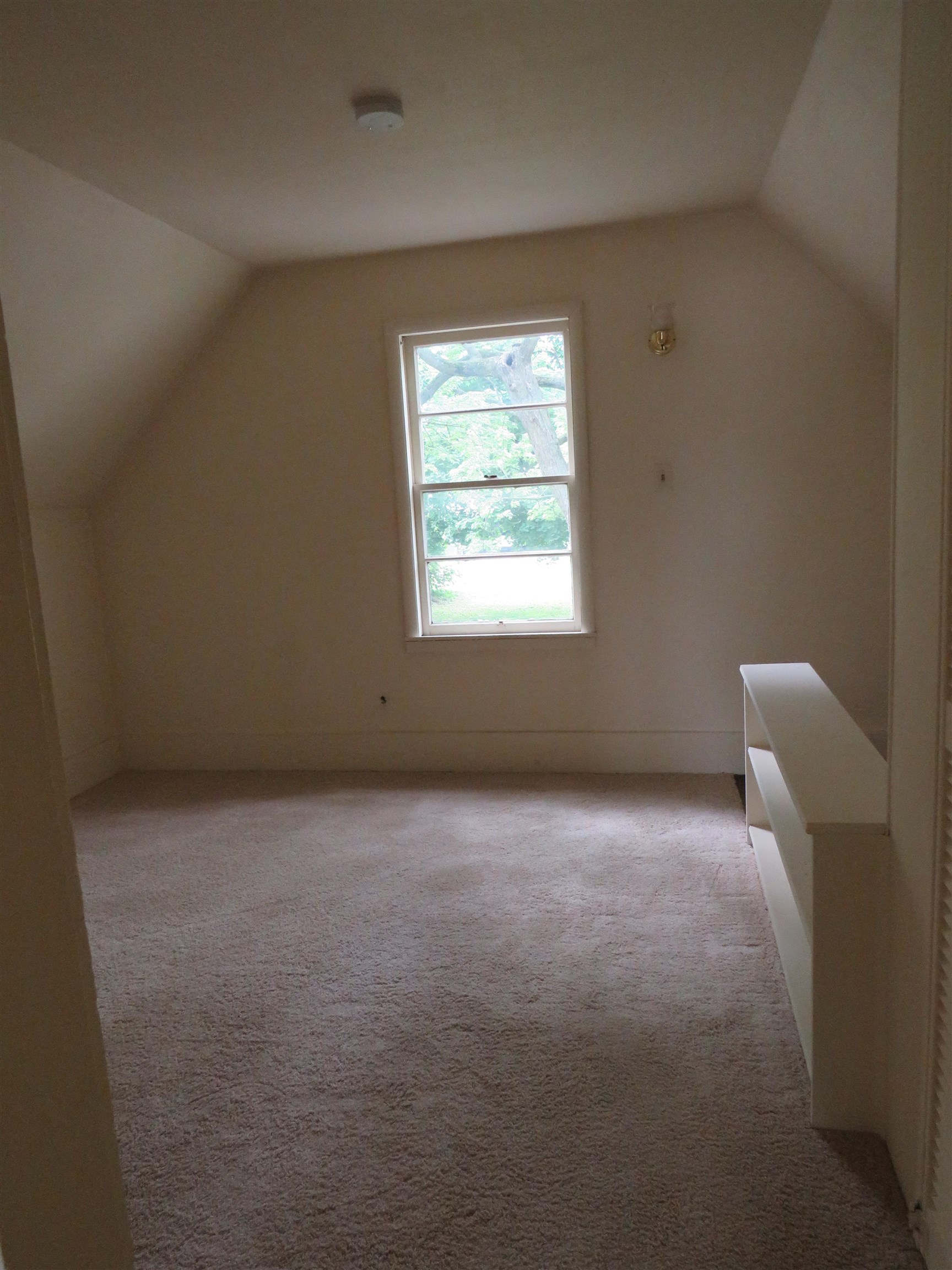 458 N Clark Street Nappanee IN 46550