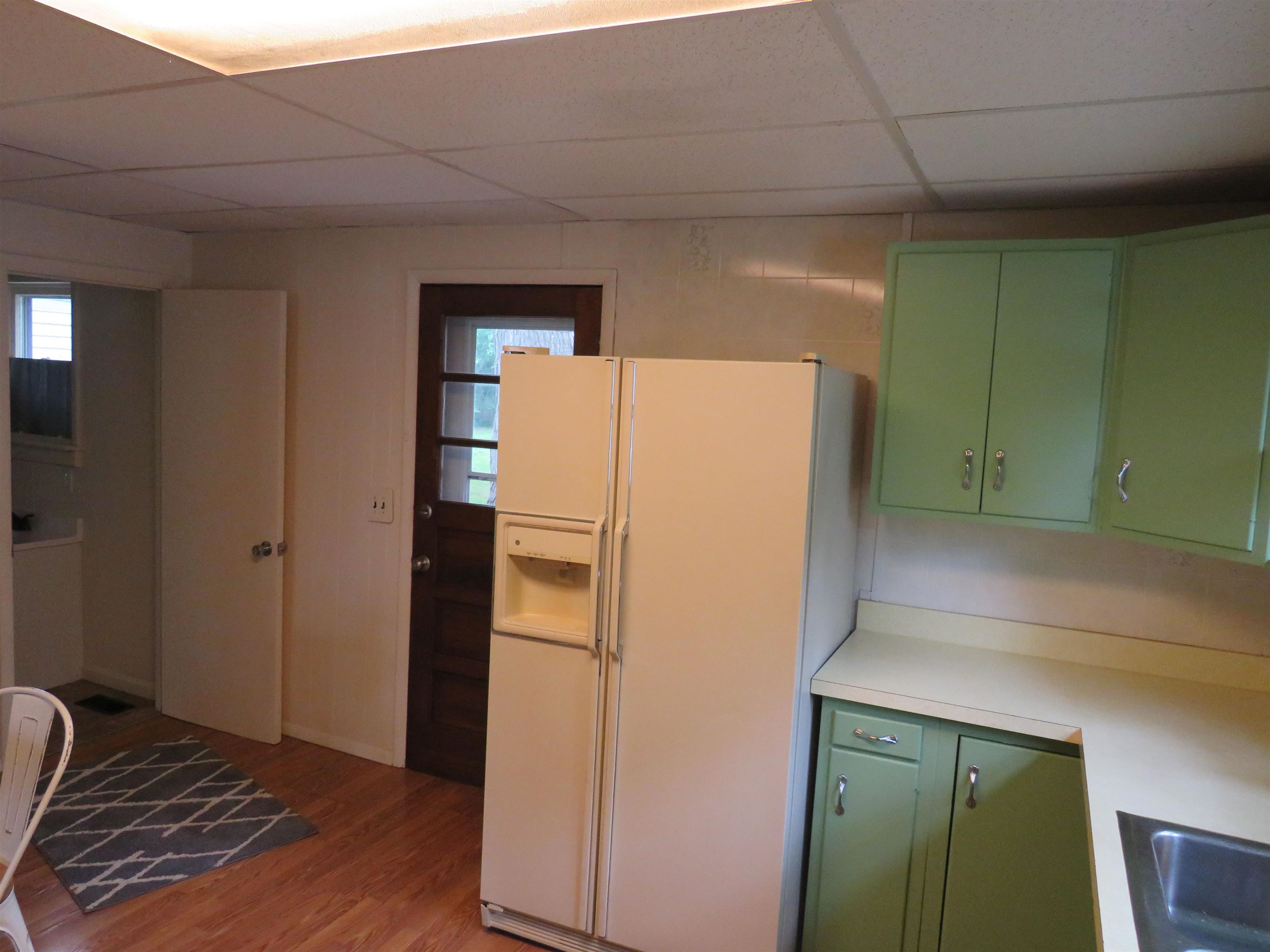 458 N Clark Street Nappanee IN 46550