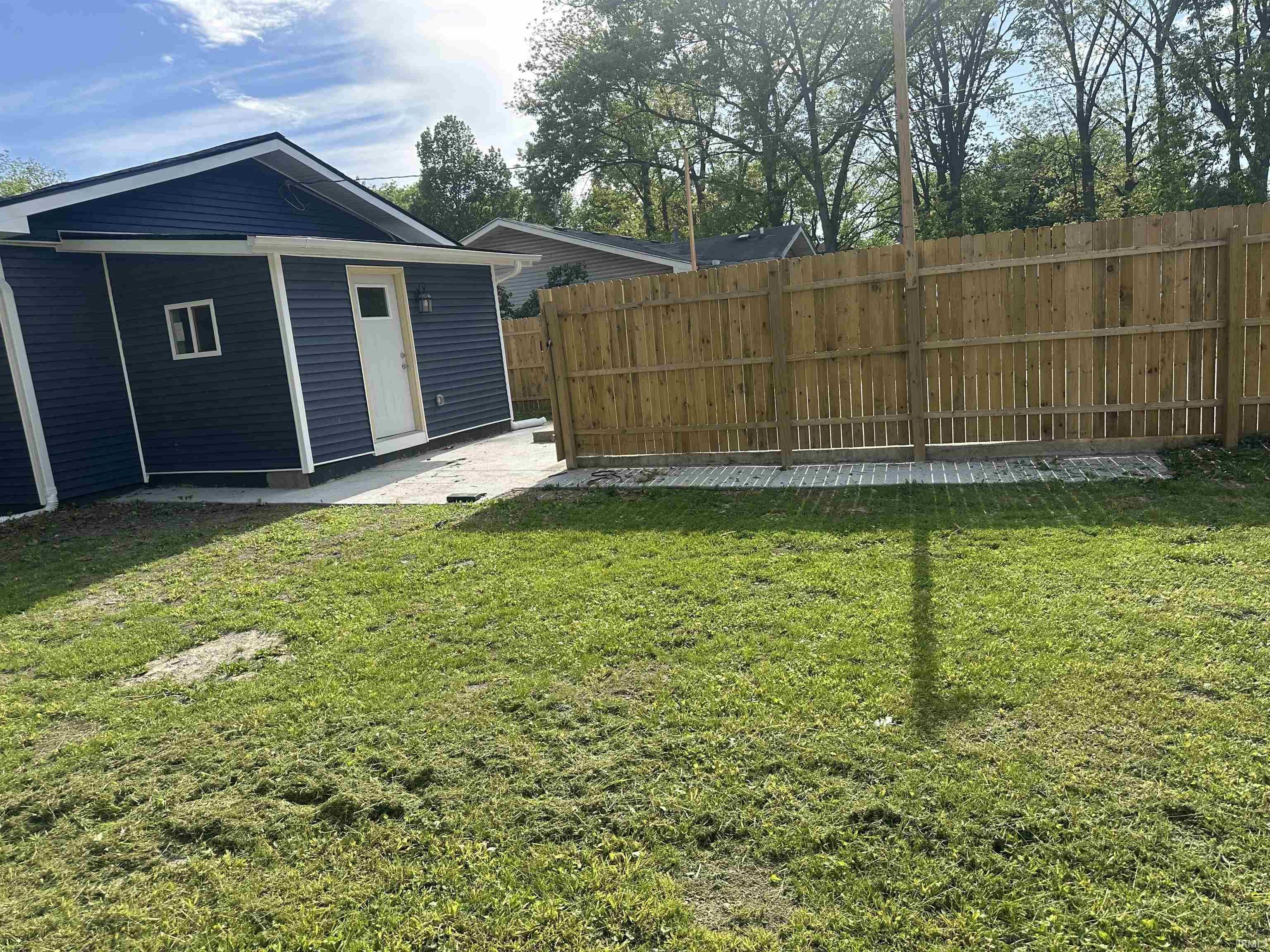 916 W Blaine Avenue Elkhart IN 46516