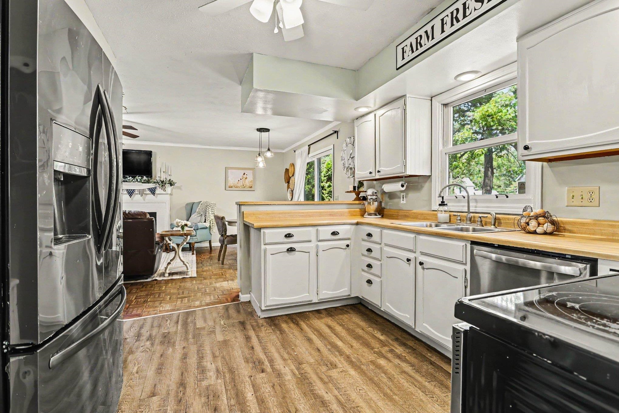 1802 Cross Creek Drive South Bend IN 46628