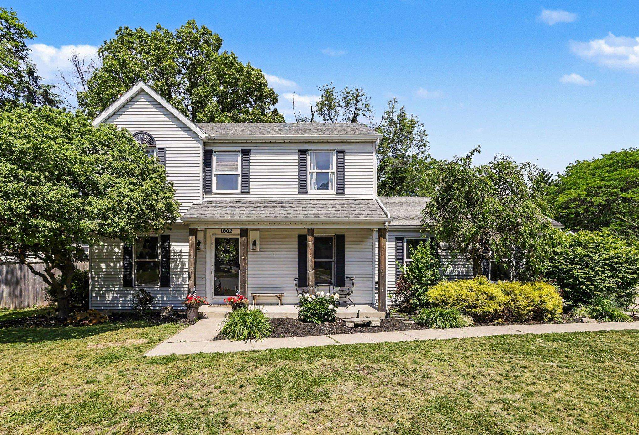 1802 Cross Creek Drive South Bend IN 46628