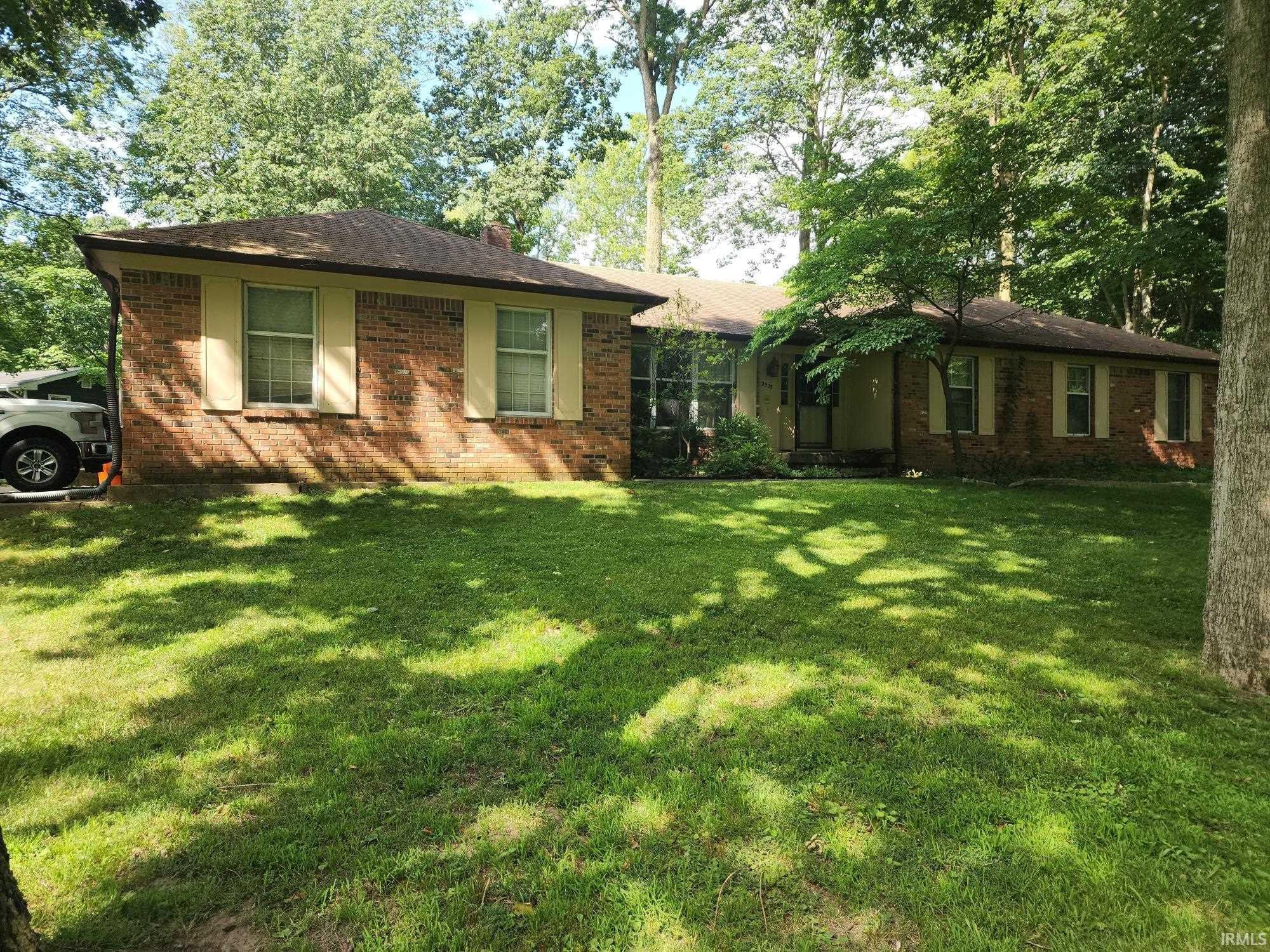 2925 E Bronswood Drive Logansport IN 46947