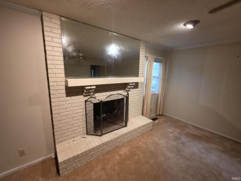 2925 E Bronswood Drive Logansport IN 46947
