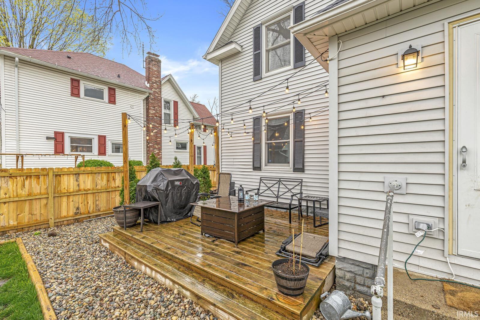 403 E Centennial Street Nappanee IN 46550