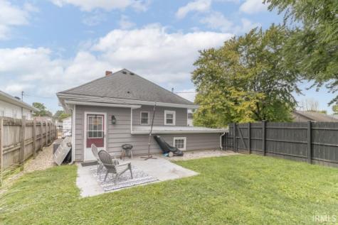 453 N Washington Street Knightstown IN 46148