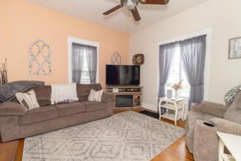453 N Washington Street Knightstown IN 46148