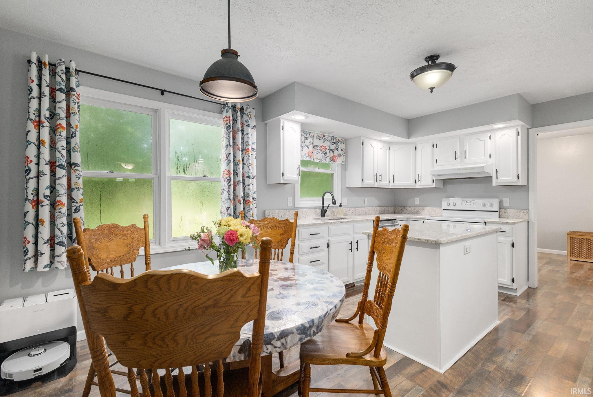 50779 Sherwood Drive Granger IN 46530