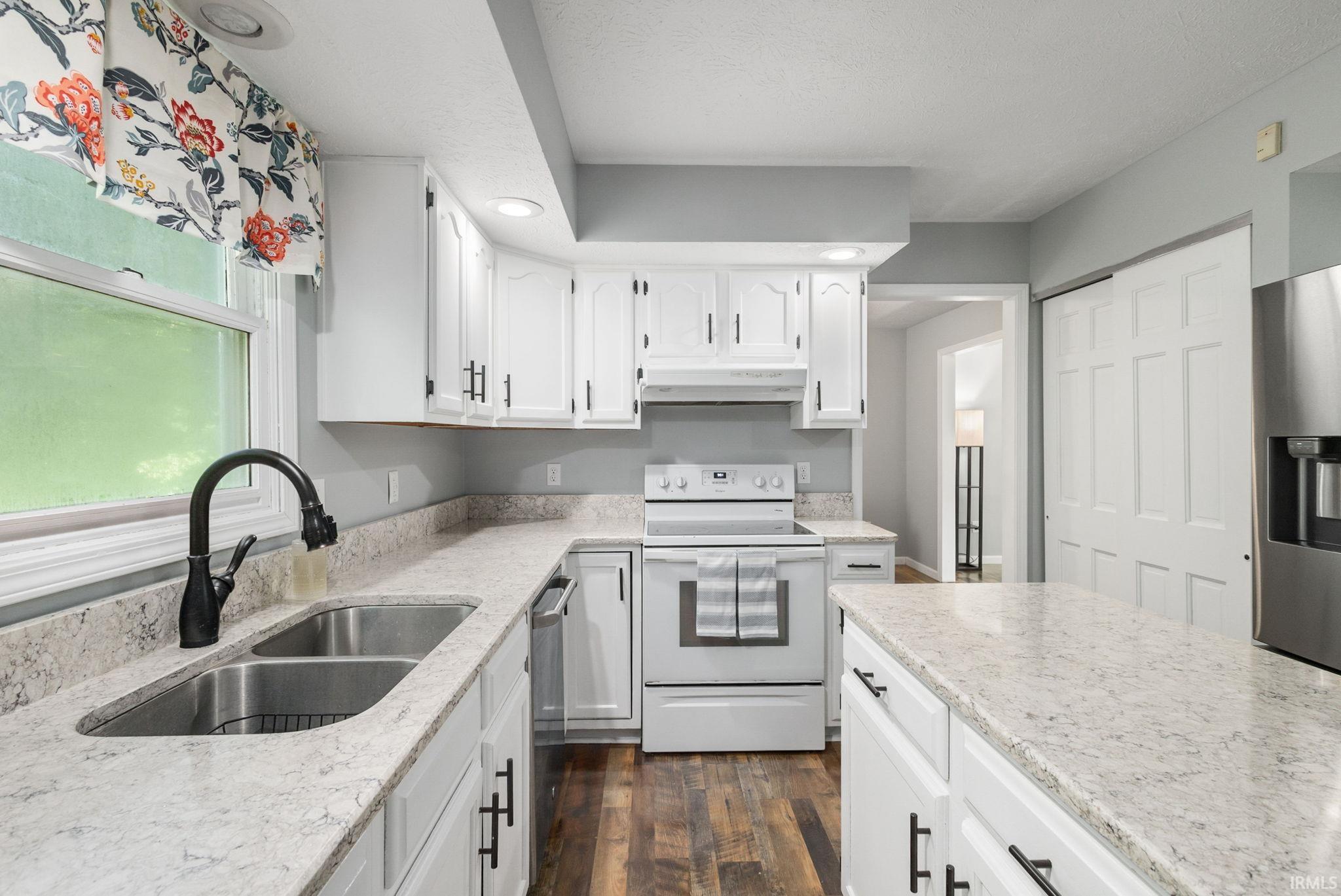 50779 Sherwood Drive Granger IN 46530