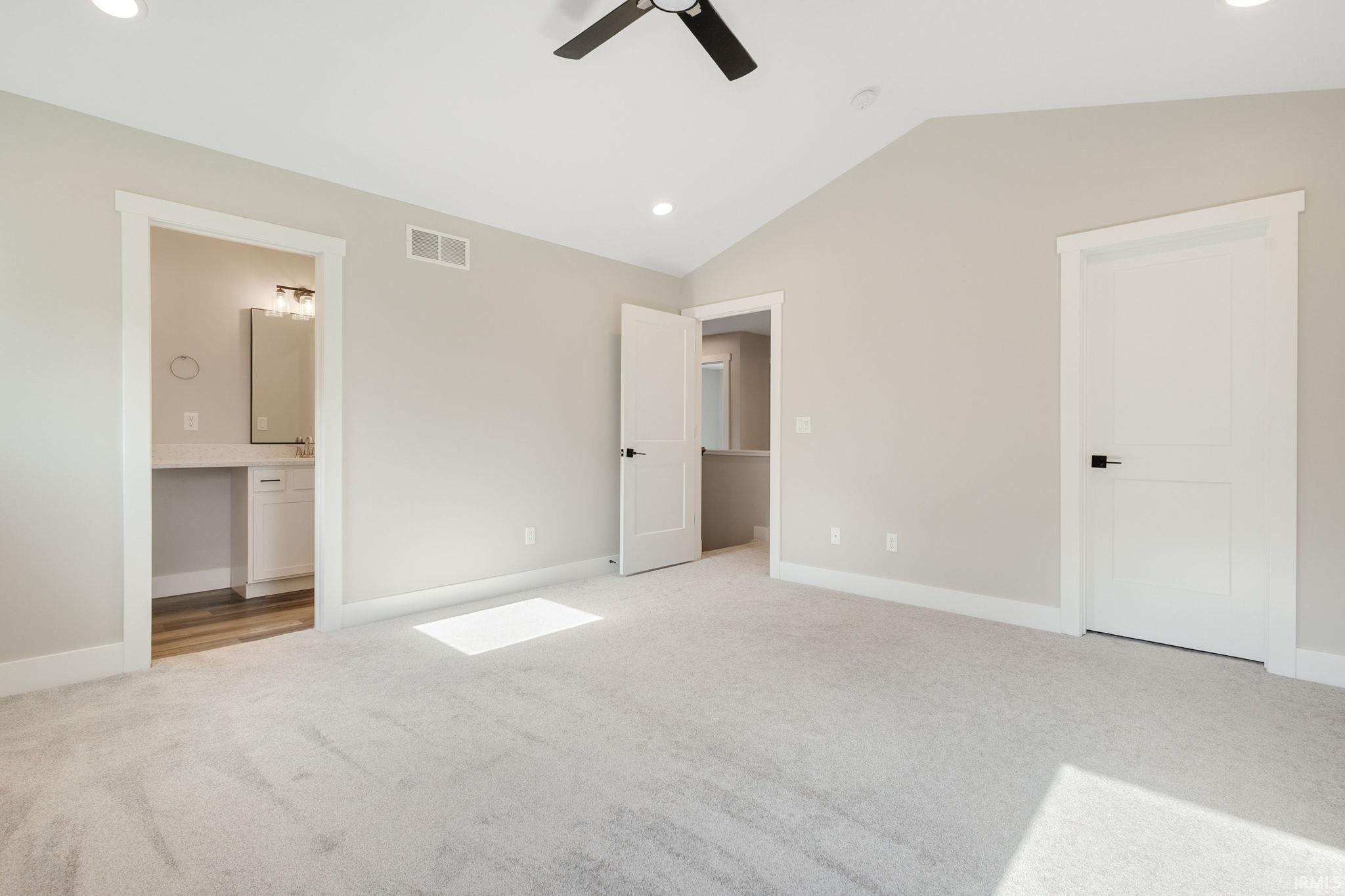 52520 East Trail South Bend IN 46628