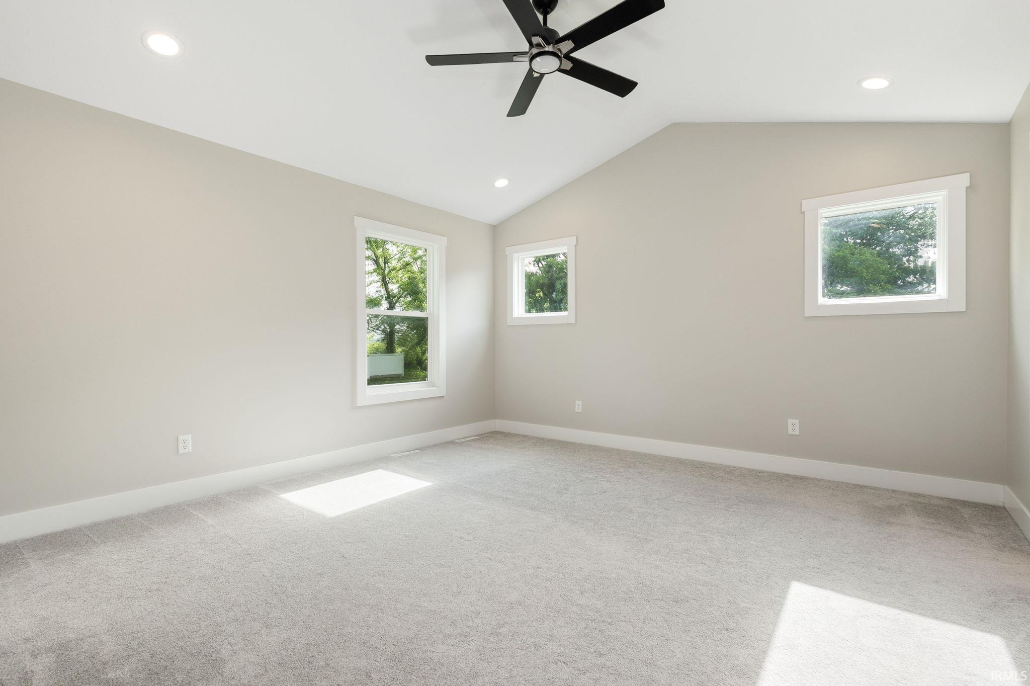 52520 East Trail South Bend IN 46628