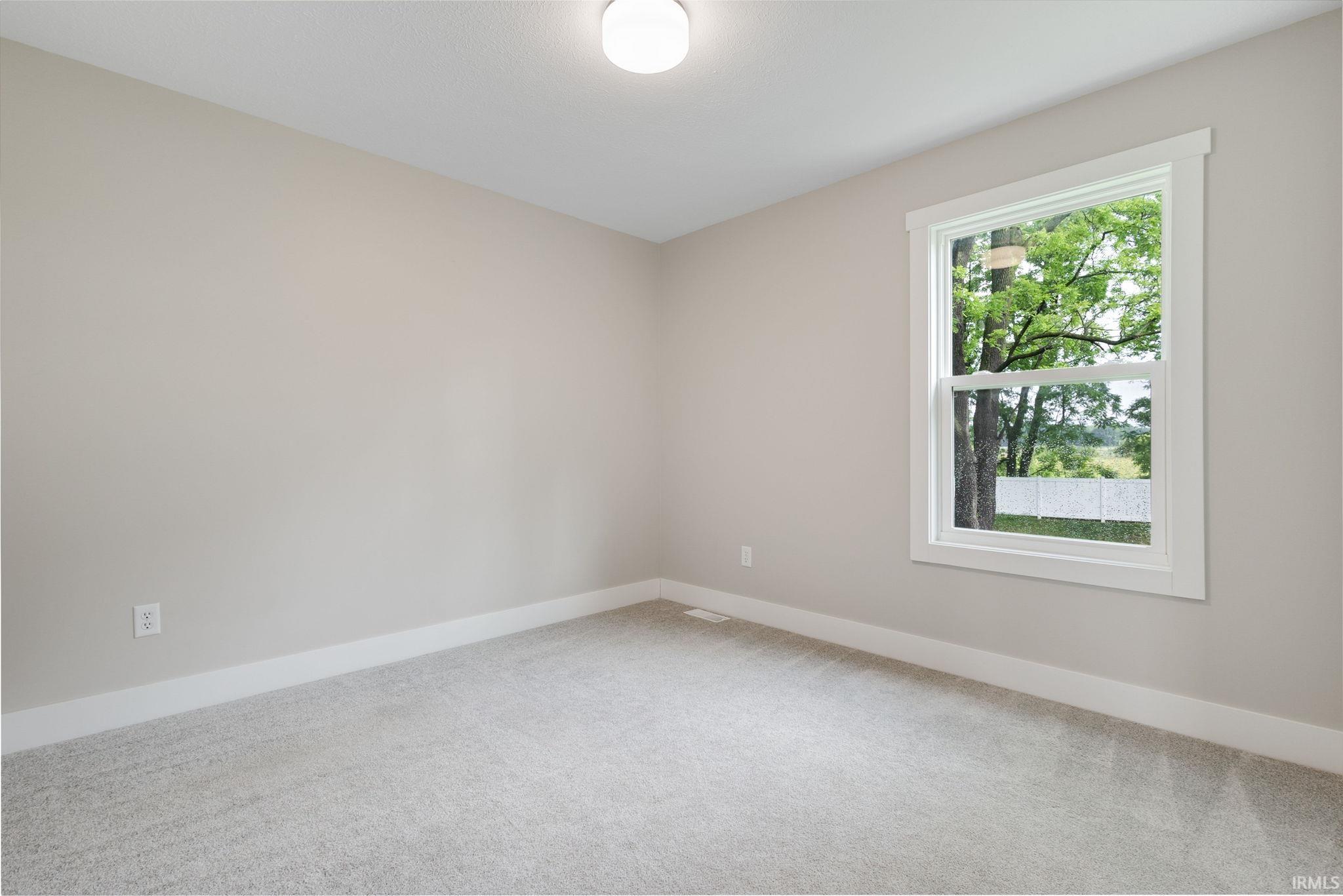 52520 East Trail South Bend IN 46628