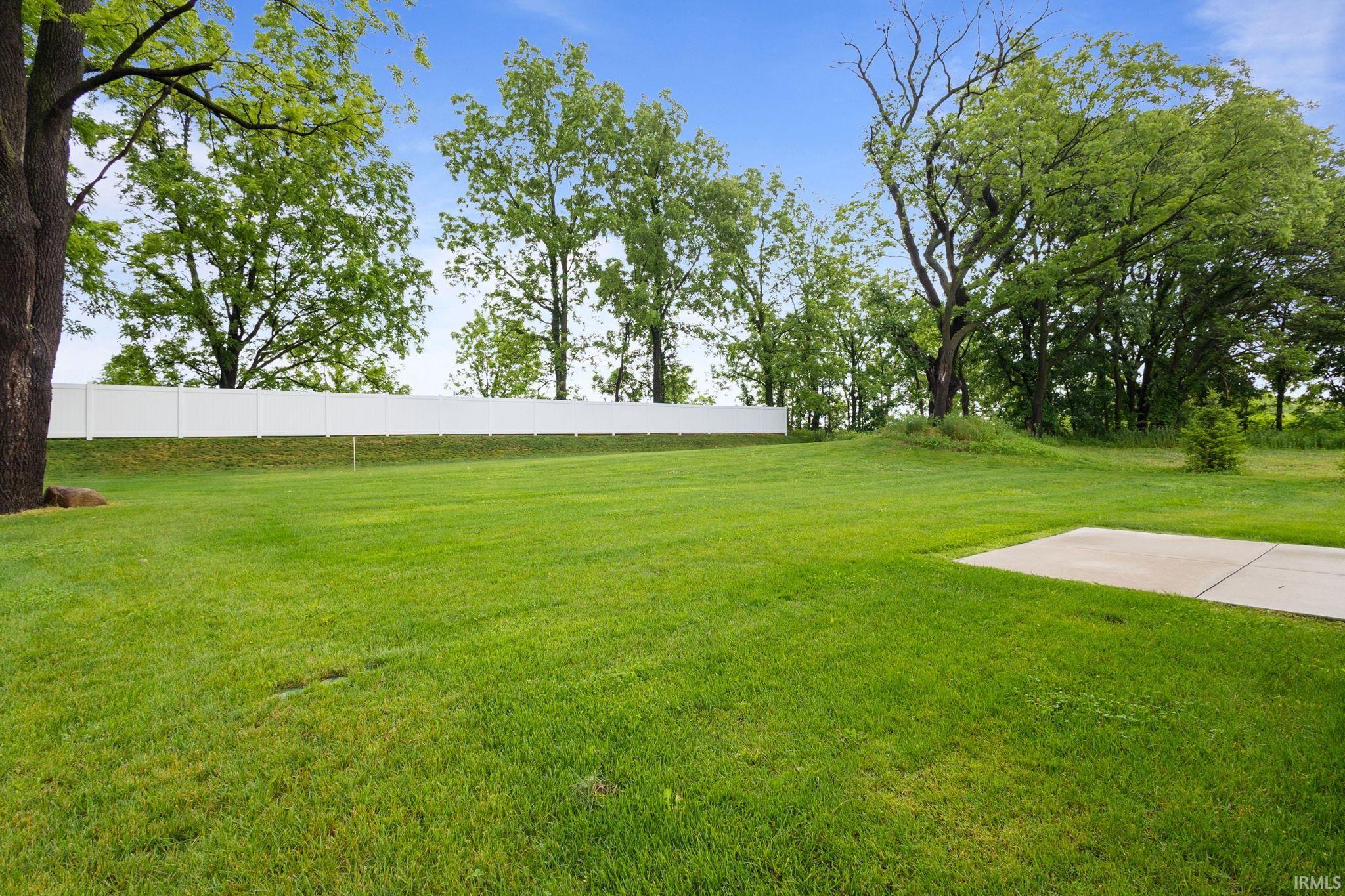 52520 East Trail South Bend IN 46628