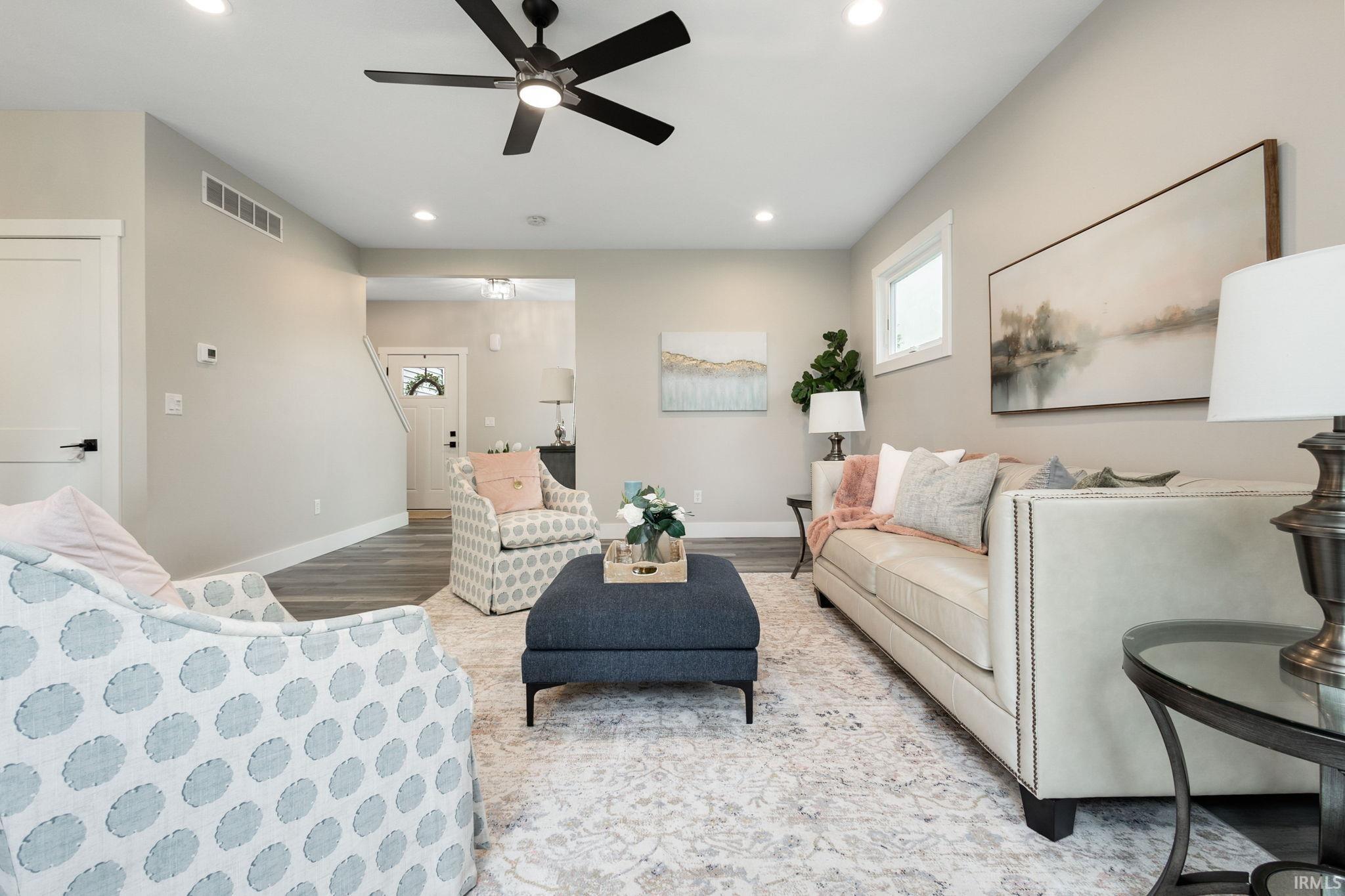 52520 East Trail South Bend IN 46628