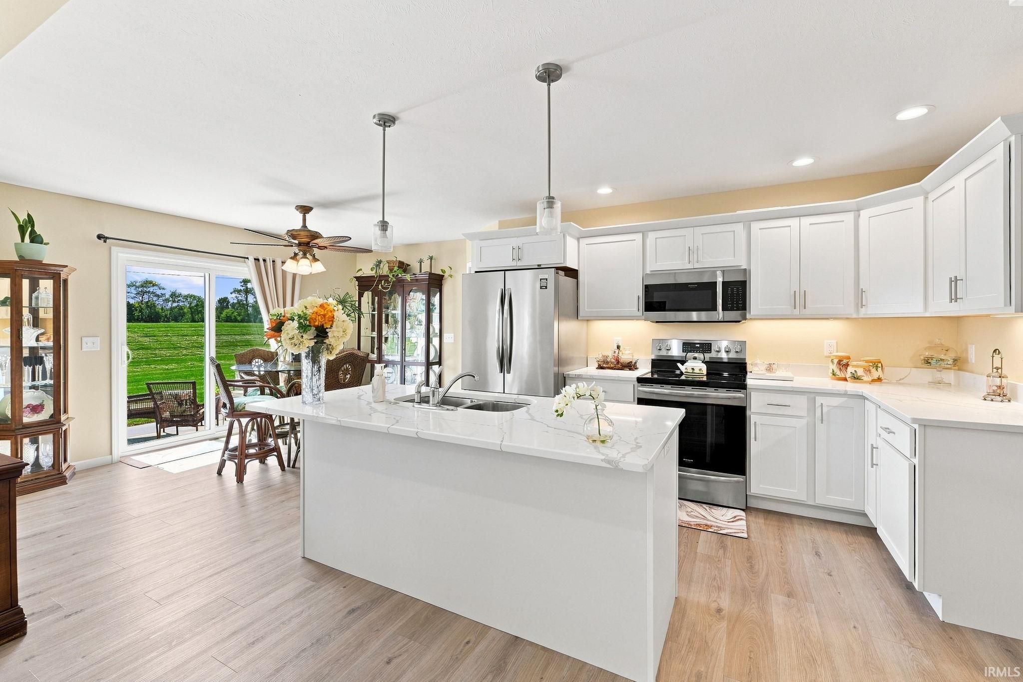 2633 E Lilly Court Warsaw IN 46582