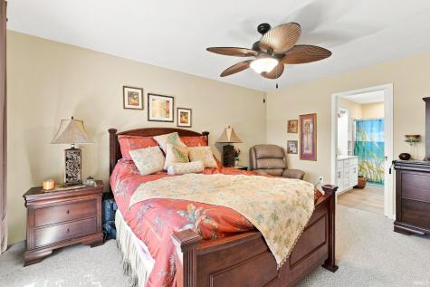 2633 E Lilly Court Warsaw IN 46582