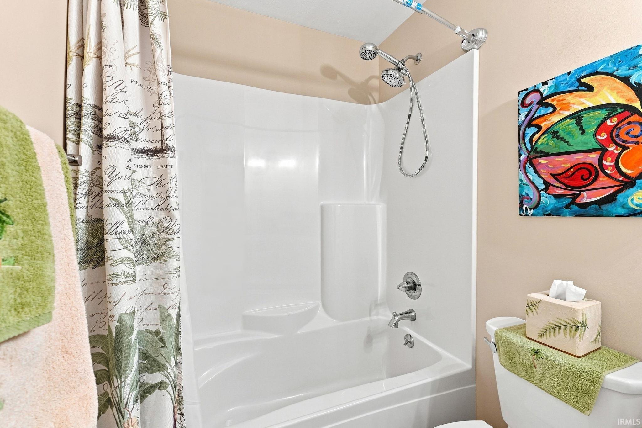 2633 E Lilly Court Warsaw IN 46582