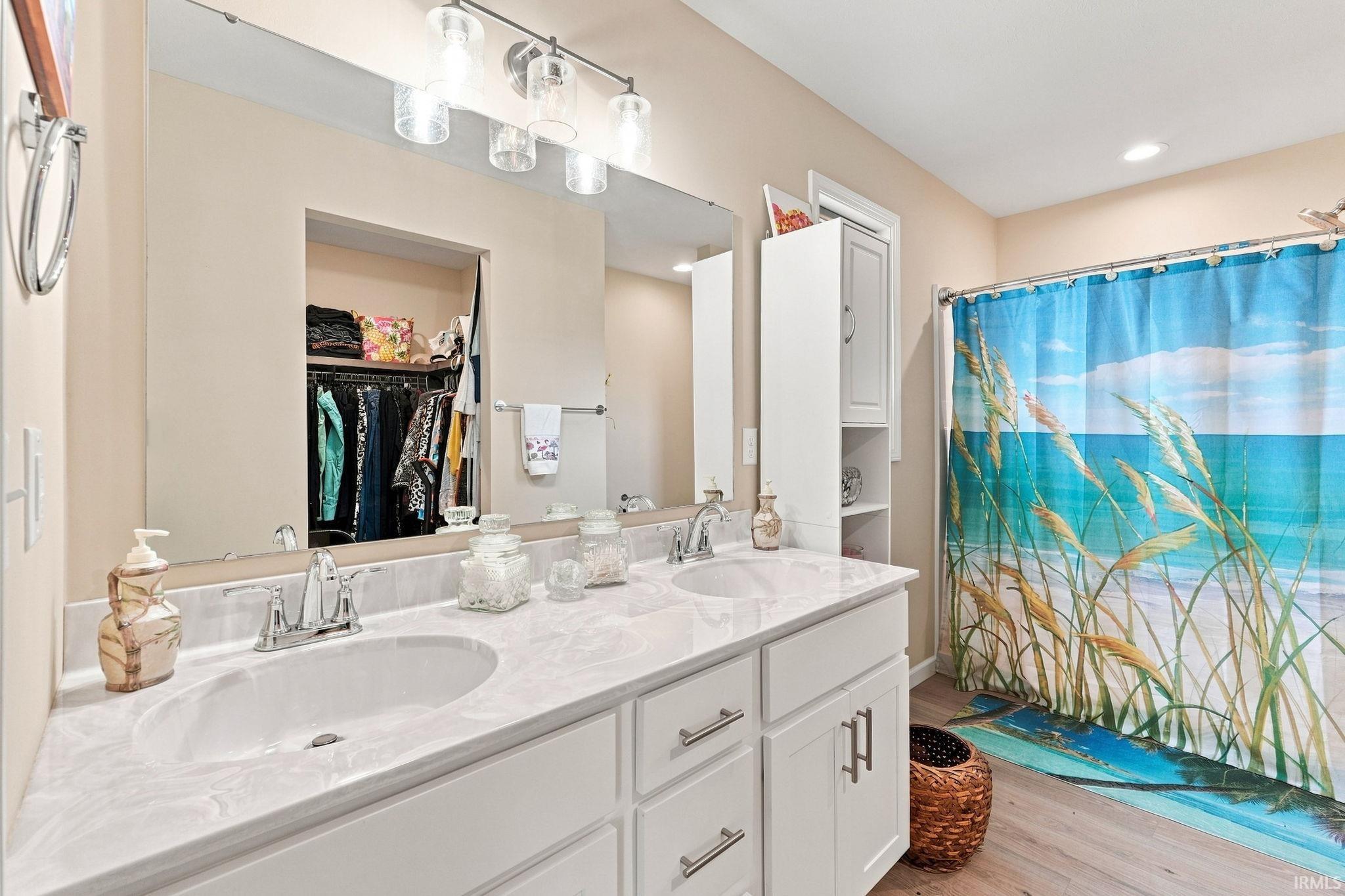 2633 E Lilly Court Warsaw IN 46582