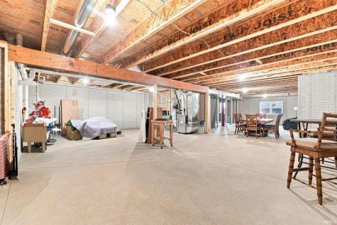 2633 E Lilly Court Warsaw IN 46582