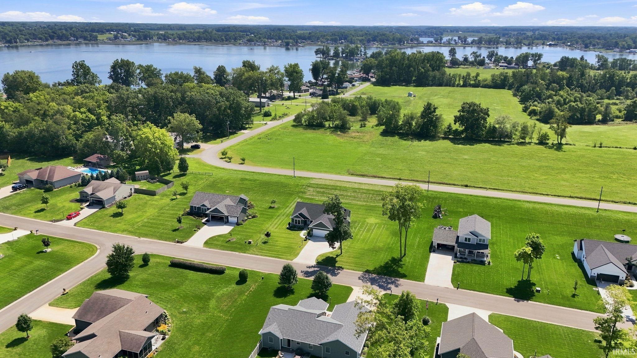 2633 E Lilly Court Warsaw IN 46582