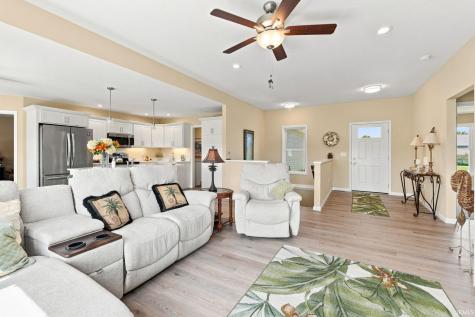 2633 E Lilly Court Warsaw IN 46582