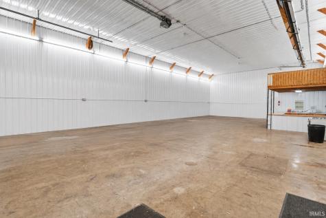 7453 S 500 W Rossville IN 46065