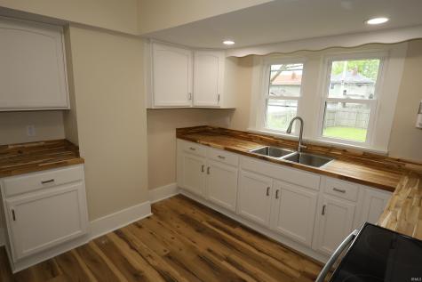 901 Forest Avenue Fort Wayne IN 46805