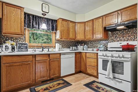 17867 14b Road Culver IN 46511