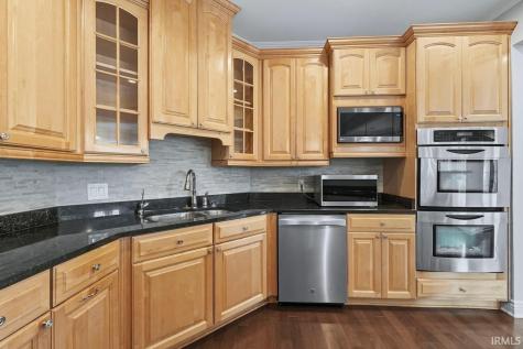 7105 W St Andrews Avenue Yorktown IN 47396