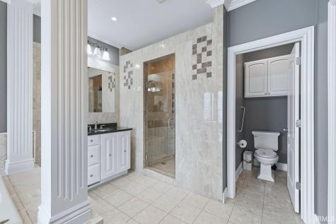 7105 W St Andrews Avenue Yorktown IN 47396