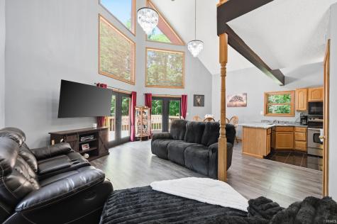 11099 Bushy Road Metamora IN 47030
