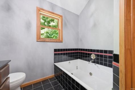 11099 Bushy Road Metamora IN 47030