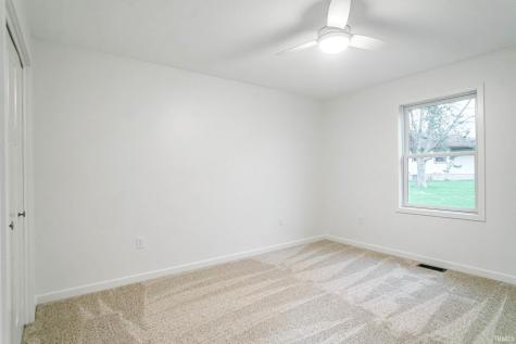 416 S Washington Street Pierceton IN 46562