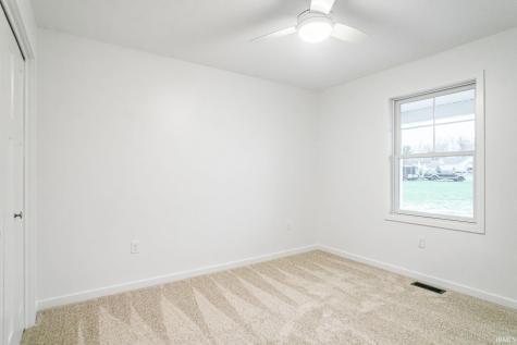 416 S Washington Street Pierceton IN 46562