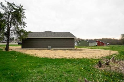 416 S Washington Street Pierceton IN 46562