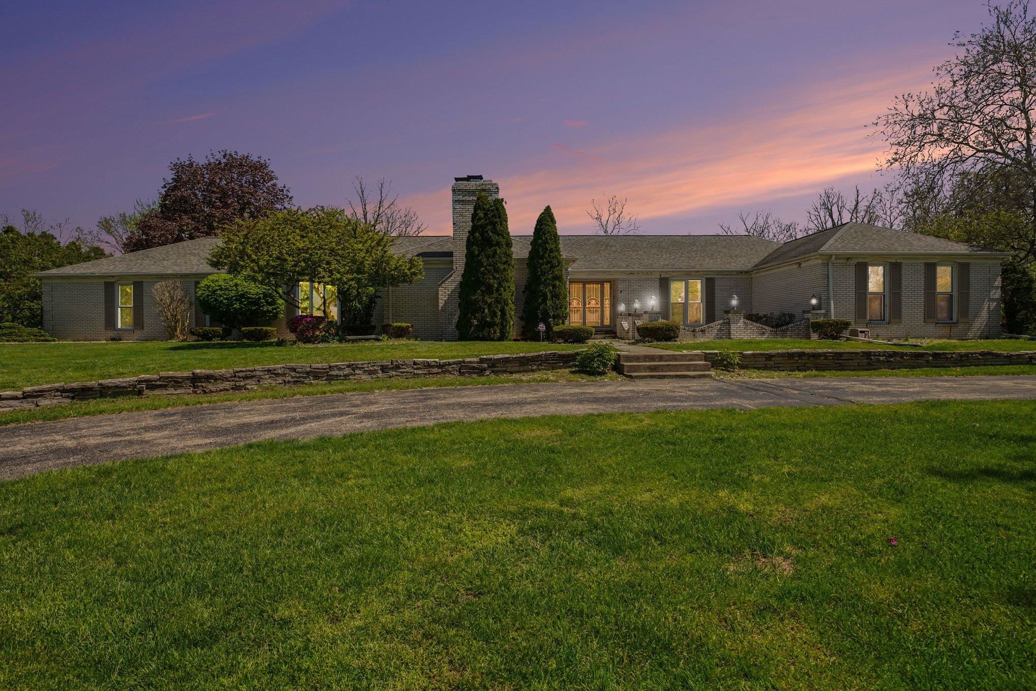 1704 Brookwood Drive Elkhart IN 46514