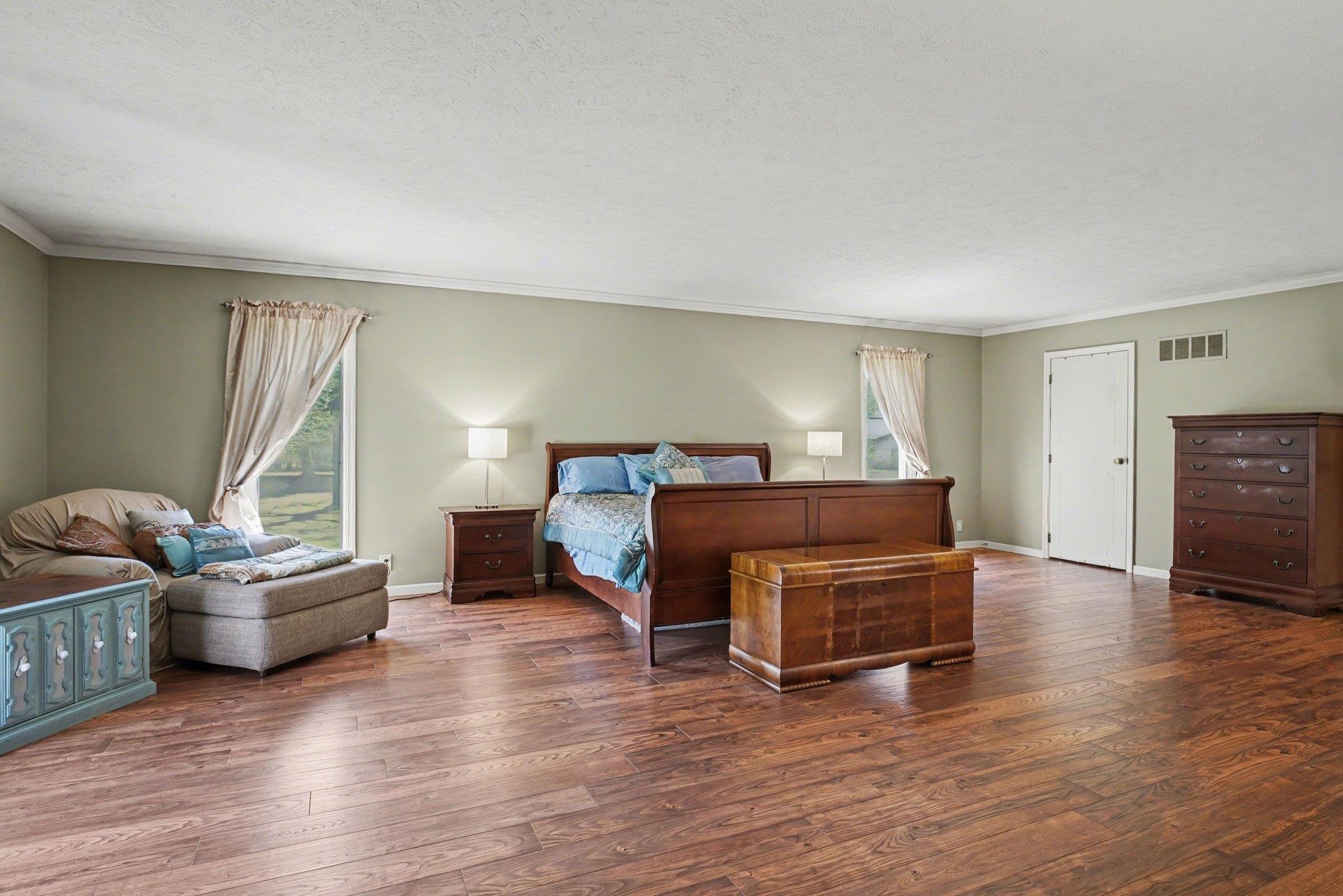 1704 Brookwood Drive Elkhart IN 46514