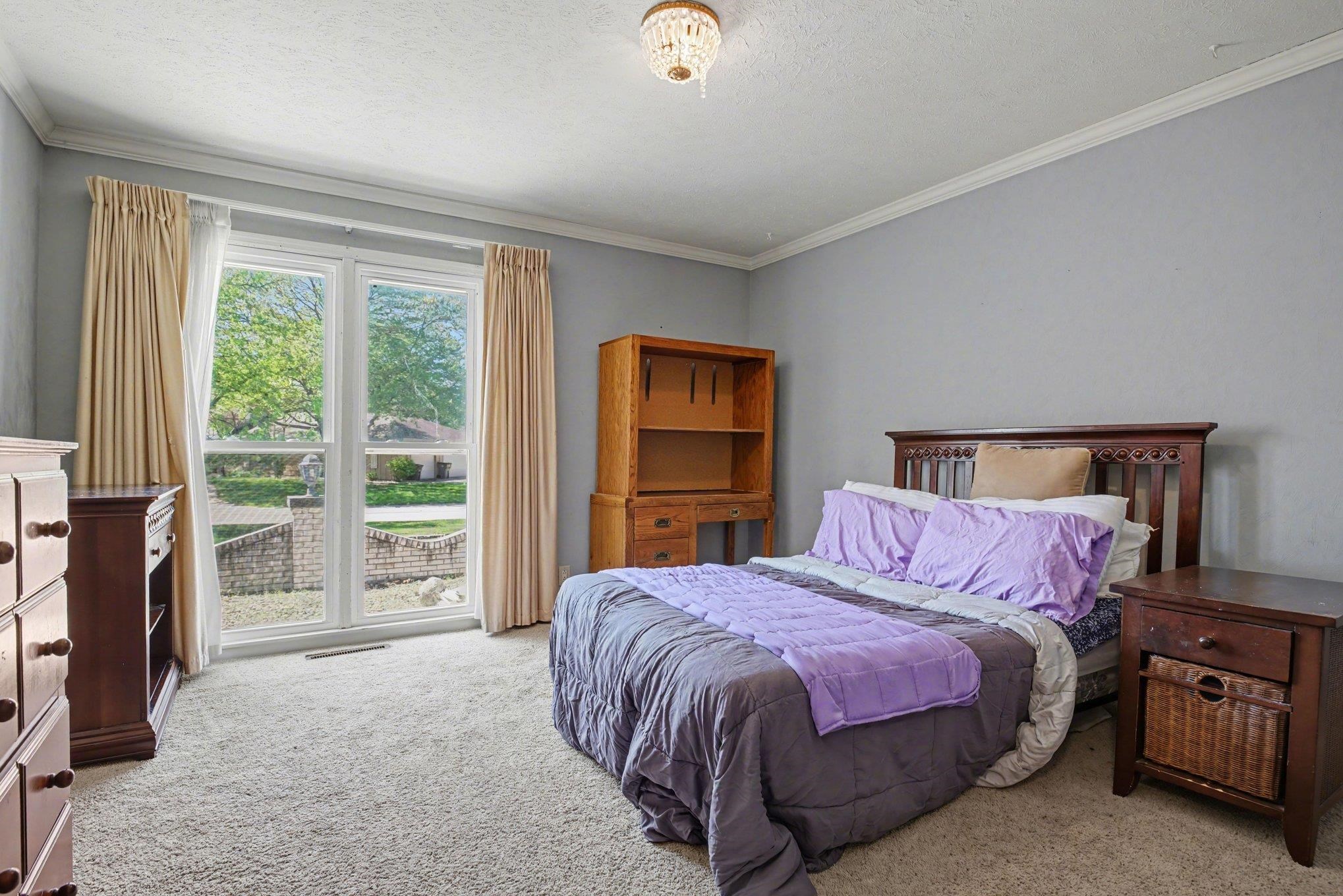1704 Brookwood Drive Elkhart IN 46514