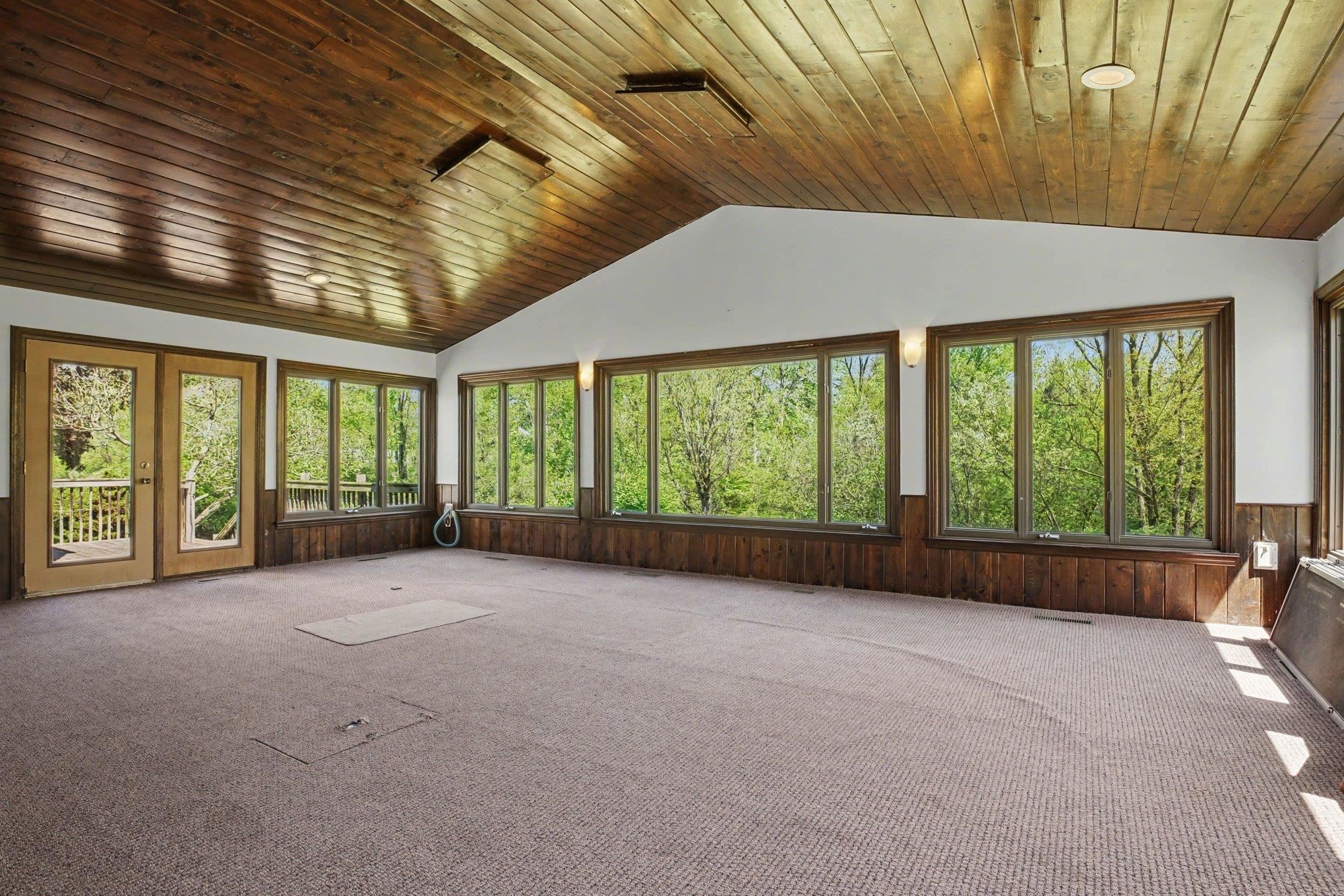 1704 Brookwood Drive Elkhart IN 46514