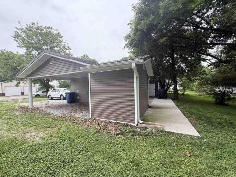 304 E Race Street Odon IN 47562