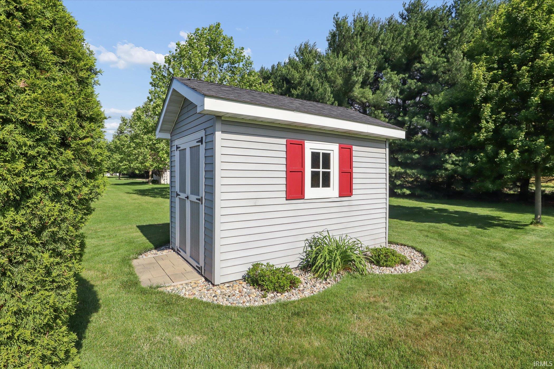 905 Deerstone Drive Goshen IN 46526