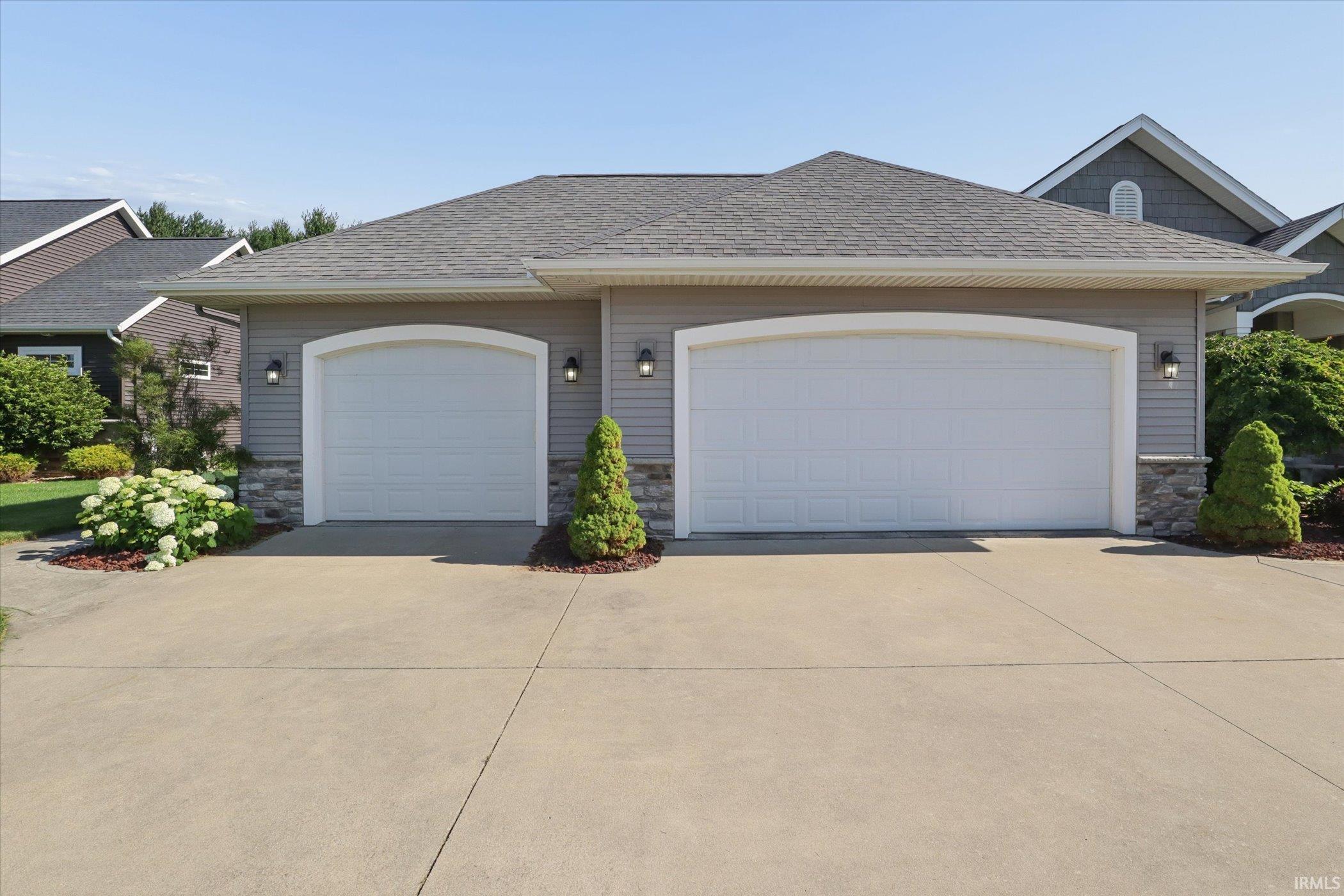 905 Deerstone Drive Goshen IN 46526